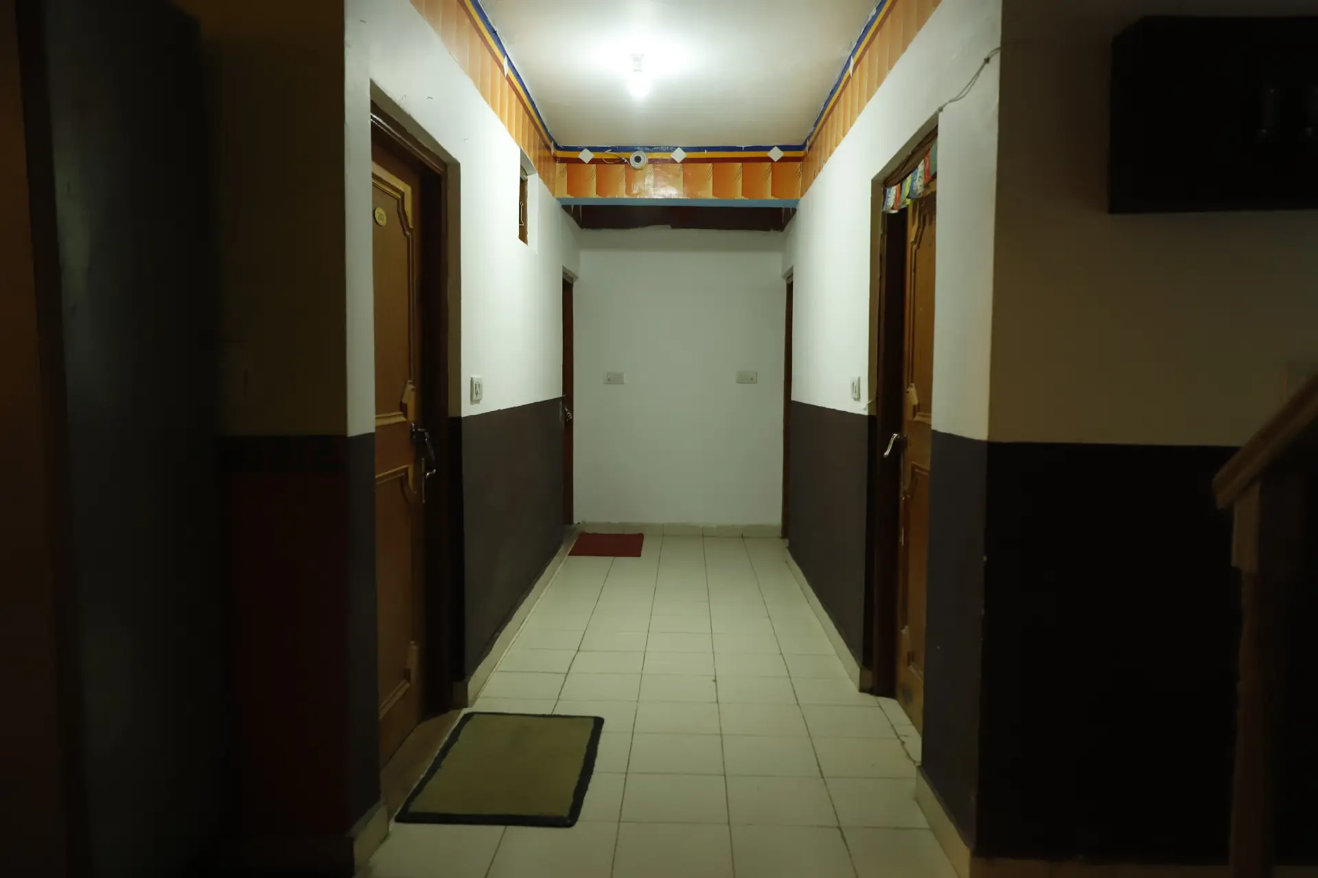 Lobby and common area at The Delek House Kaza boutique hotel — photo 6