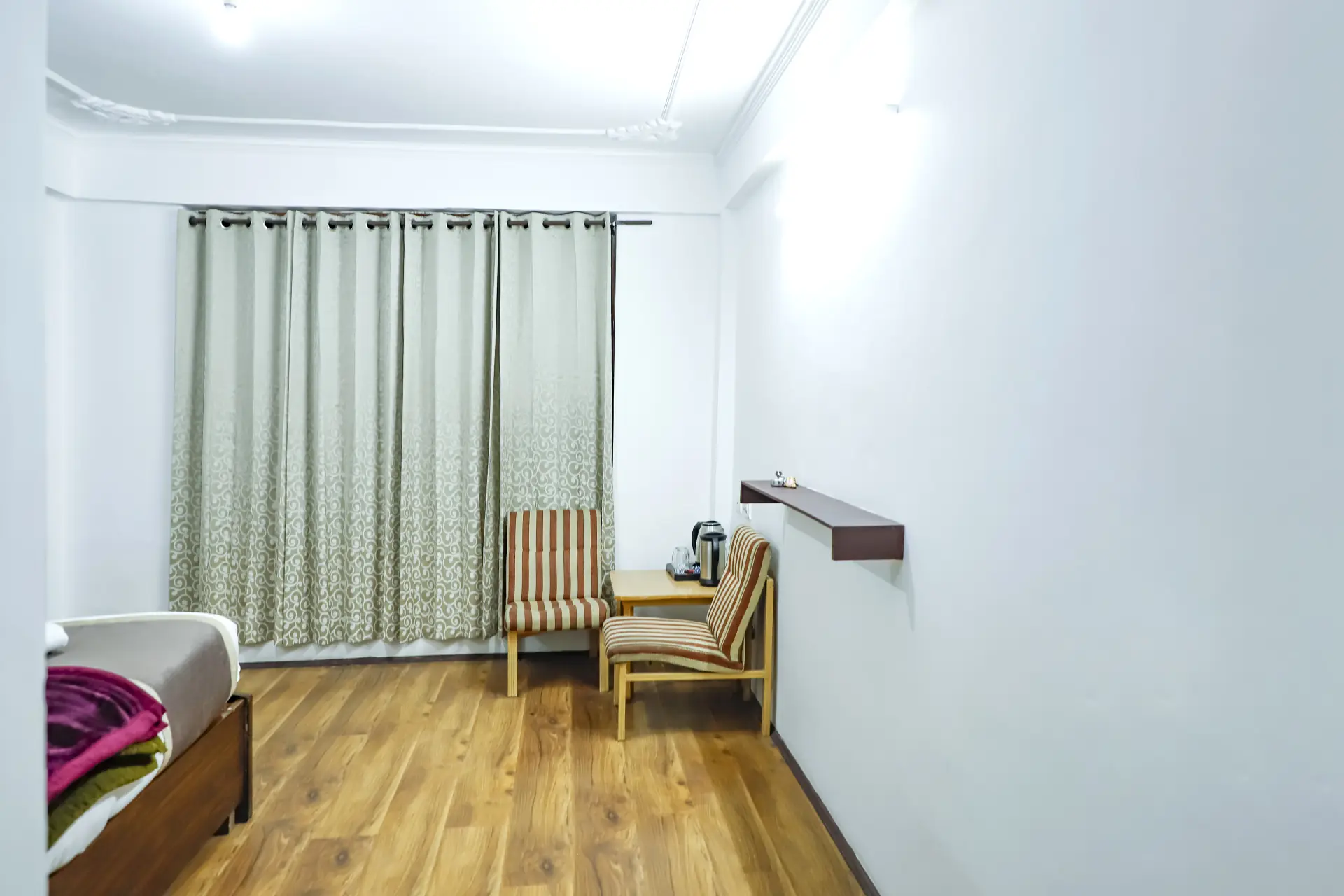 Heritage mud-house room interior at The Delek House Kaza — photo 41