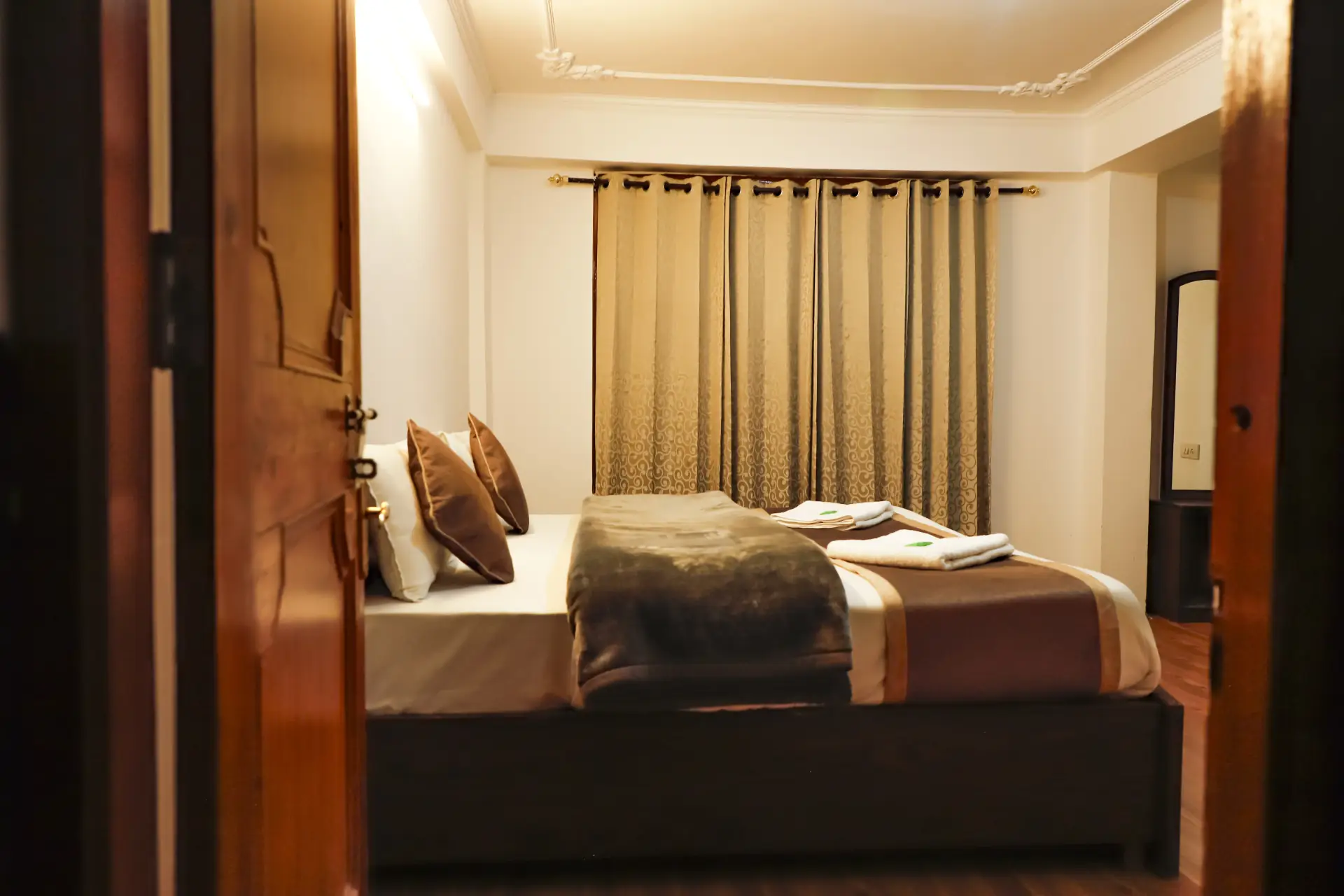 Heritage mud-house room interior at The Delek House Kaza — photo 47